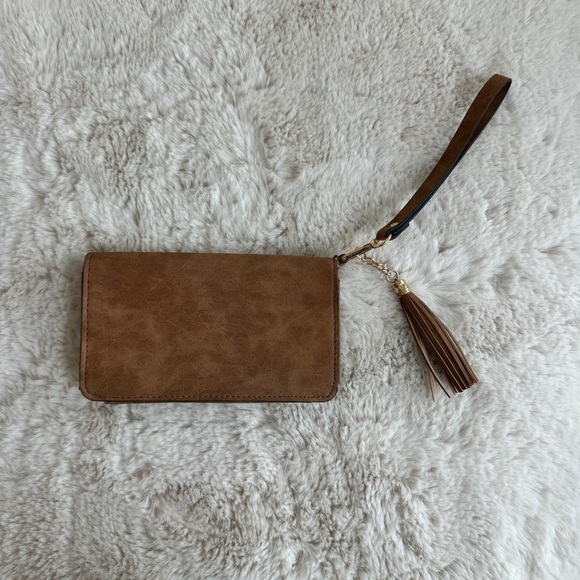Joy Susan Brown Vegan Faux Leather Snap Wallet Wristlet Card Holder Tassel - Picture 2 of 12
